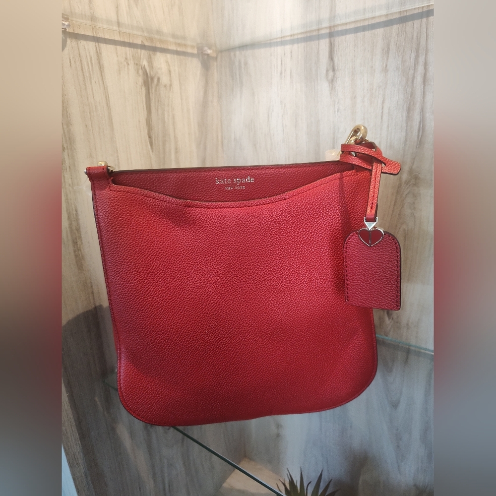 Kate spade limited edition hot chilli pepper Crossbody Bag 9.5"H * 9.5"W New
